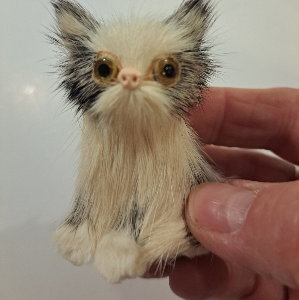5 Rabbit Fur Mini Cat Kitty Realistic Figurines - Picture 3 of 6
